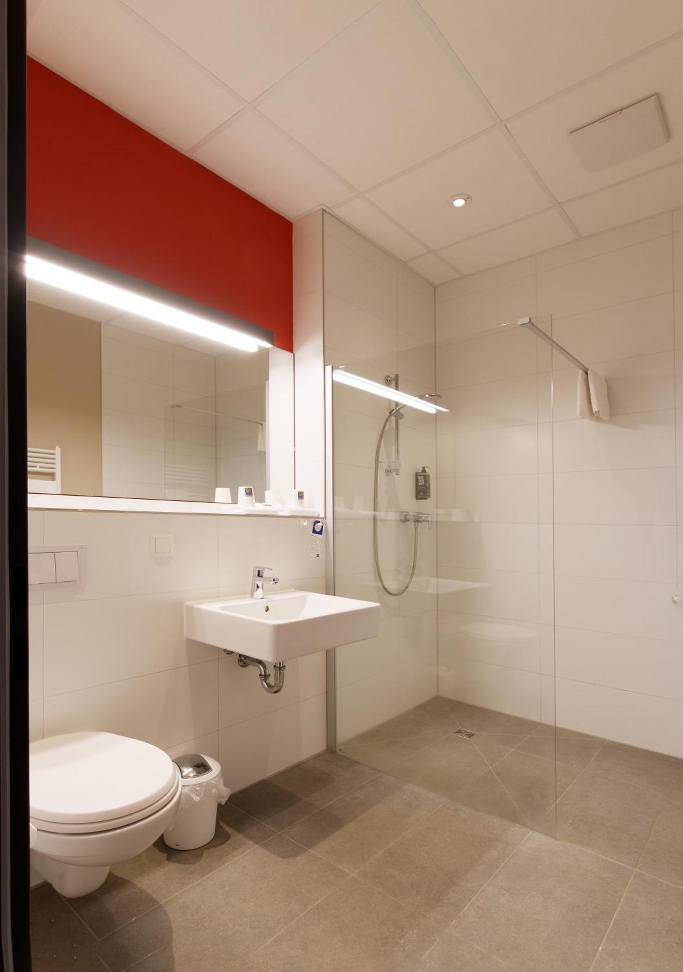 Ibis Budget Hotel Bonn Sued Königswinter Екстериор снимка